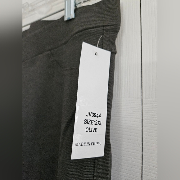 NWT Olive Green Slim Fit Pants - Picture 2 of 3